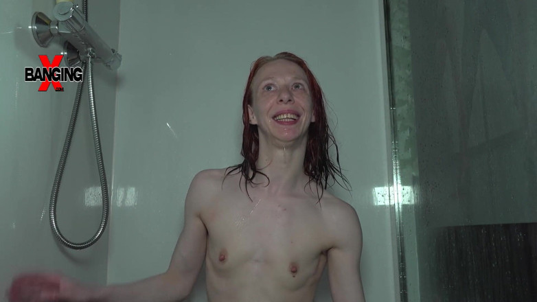 XBANGING: Banging Bare: Skinny Caroline Does It All