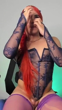 Trans Red Peli Plays with Her Ass and Dances Sexy