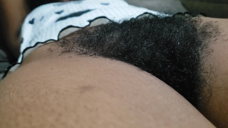 Lovemina: Jovem Doce Gata Gosta De Um Momento Sensual Focado Na...