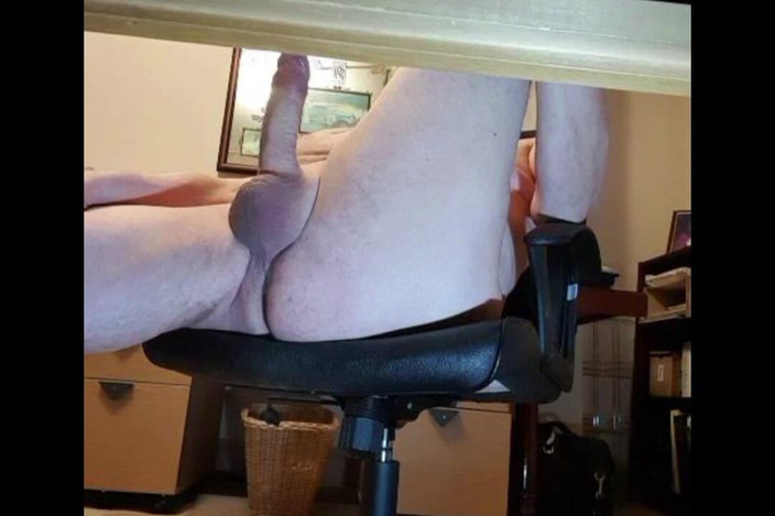 Alan in London studio: फिर से लंड चूसना देखने का बिंदु 2