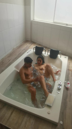 Kevin's Life: Tek başıma banyo yapabilirim, üvey anne!! Hayır, sadece kapa çeneni