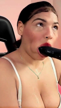 Deep Throat In Marathon Hard Kết thúc có hậu xuất tinh trên khuôn mặt xinh đẹp của tôi