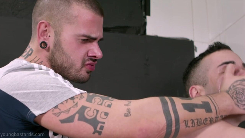 Young Bastards: Young Dude Roughly Dominated by Xl Muscleman
