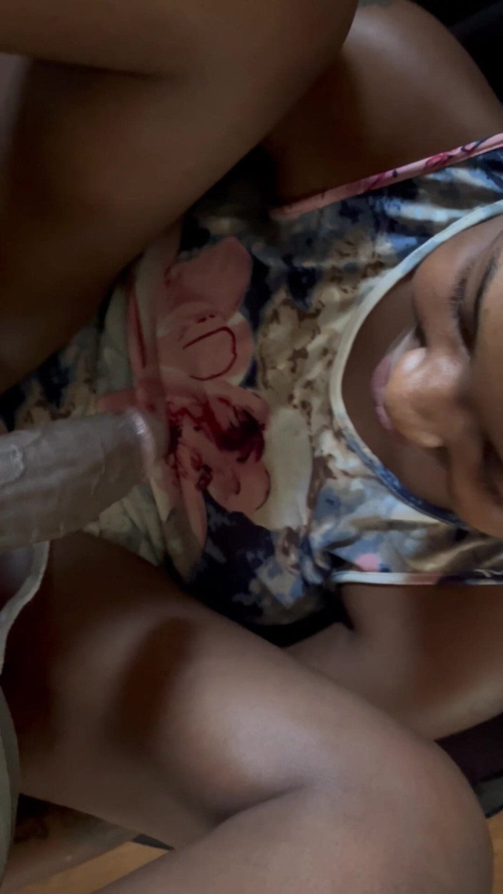 Deknkei: Neighborhood Girl