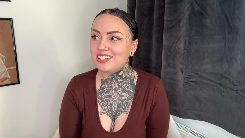 Miss Valentina: Décidément, ne pas envoyer vos informations