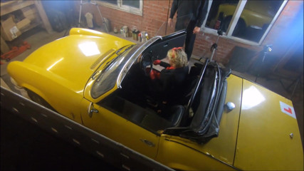 Camilla Creampie: Dietro le quinte auto vintage