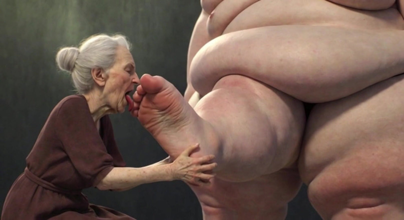 YOUR BEST FANTASY: 90-jährige Oma Lutscht Fettige SSBBW Zehen - Extrem Geiles Fußspiel
