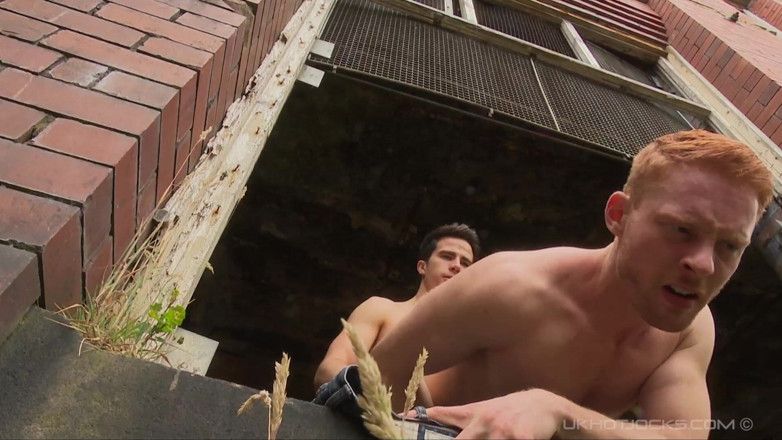 UK Hot Jocks: Lubangnya