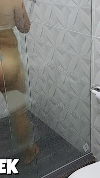 Eu chupo e fodo a buceta da minha madrasta