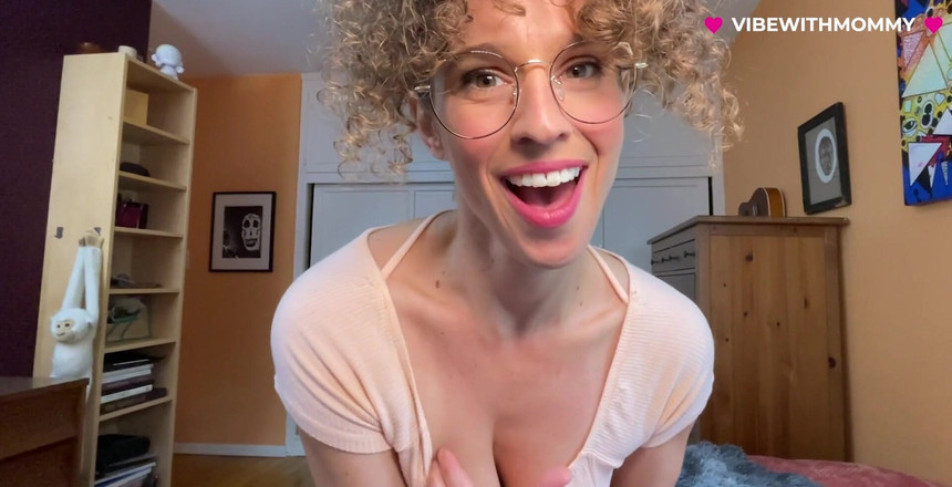 VibeWithMommy: Jewish Stepmom Boob and Blowjob JOI! I Want to Help...