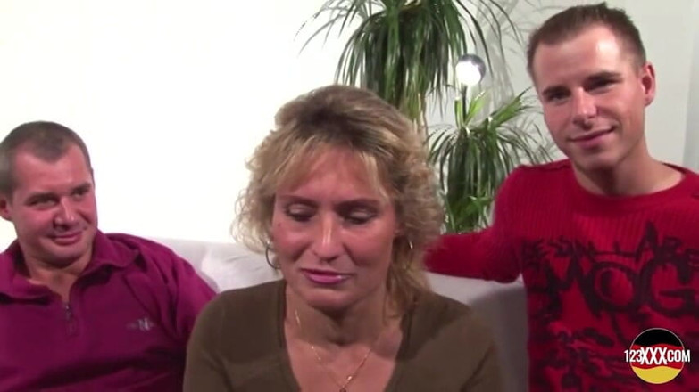 123XXX - 100% Amateurs: Horny MILF Loves It When Two Dick Are Inside Her...