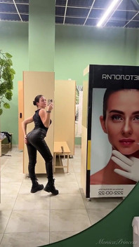 Do U Wanna Fuck Your Step-stepsister in Public Changing Room