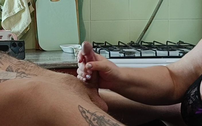 Zona901: Sąsiad robi głębokie gardło obciąganie i połyka spermę