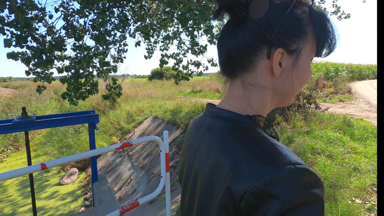 Wanilianna: Wanilianna's Hunt for Golden Shower