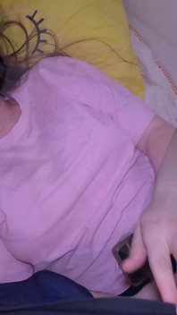 सौतेली बहन अपनी चूत से ऊब कर लड़ती है