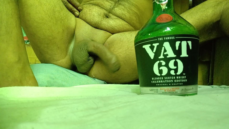 siyasingerporn: Anda tidak pernah melihat zakar sedemikian, ini adalah zakar besar,...