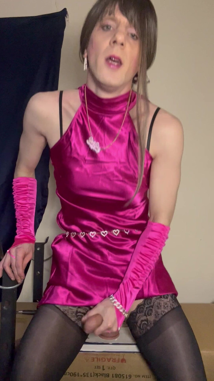 Jessica silk: Jess Jeździ Dildo