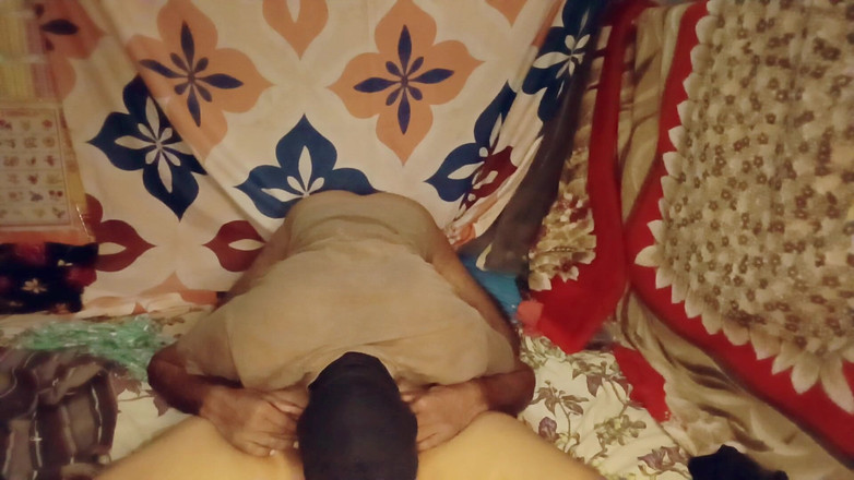 Poojakabir: 祝desi村姑妈生日快乐 第一部分