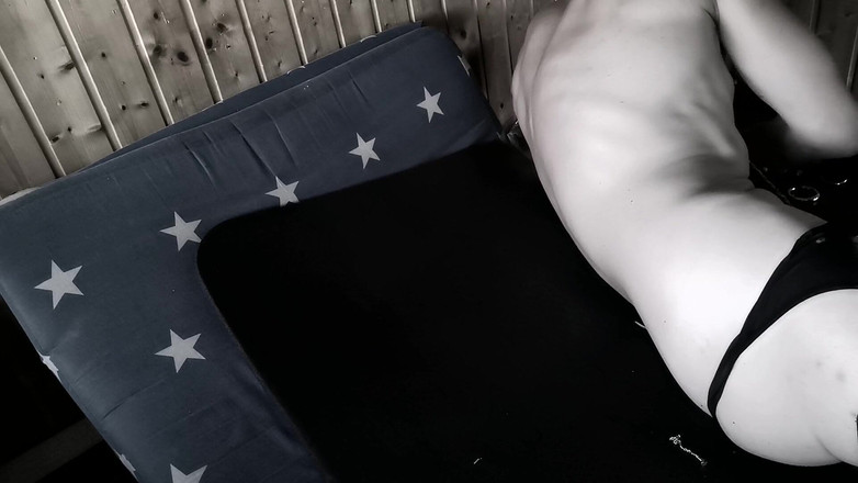ToyBoyOne: Udělej to těžké s její kopat