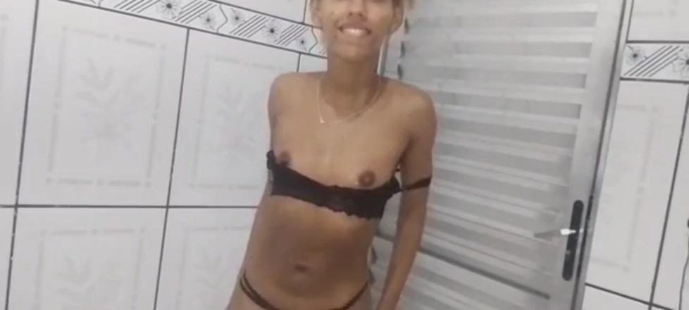 Briana cristina: Palamkan pantat