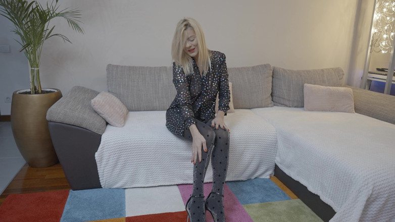 Jasmine RougeXXX: Mature Blonde MILF Teases with Glittery Stockinged Feet
