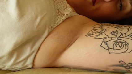 Sexy Amateurz: Armpit fetish action