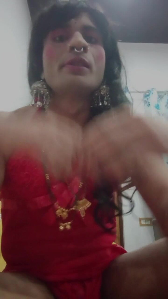 Nikita sharma: Belle transsexuelle sexy, changement de tétons, piercing ring