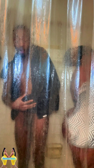 Voluptuous Cheeks: Shower Convo