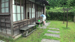 Vulture: Vyzvednutí starých farmářů v padesátých letech v Ikebukuro - Chie Iwahita
