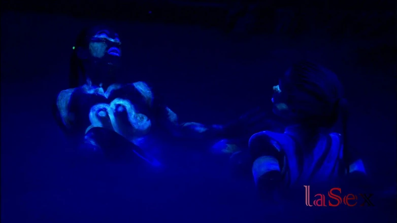 La sex: Cena de sexo alucinante com duas lésbicas gostosas fodendo em...