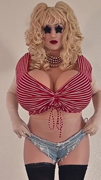 Daisy Dukes Sissy Pervy Farm Gig