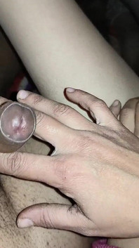 Privado duro fodendo namorada sexy em casa