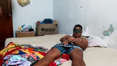 Gordita Culo Rico: Betapa lazatnya ibu tiri saya, saya dapati dia dalam baju...