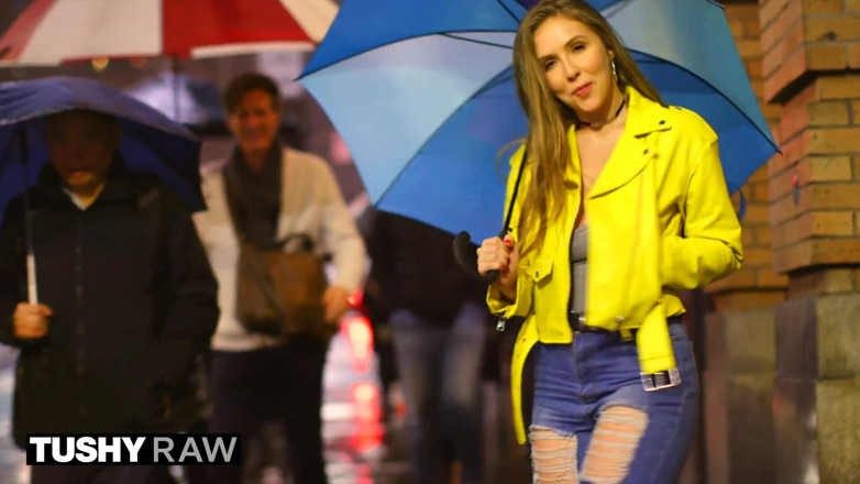 Tushyraw: TUSHYRAW Лена Paul жаждет чистого и жесткого анального секса