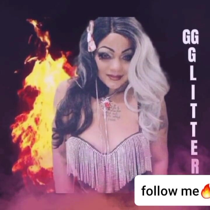 Glitters smoke haus: Красиві кошмари