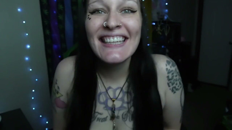 GothBunny6669: Tur mulut GothBunny