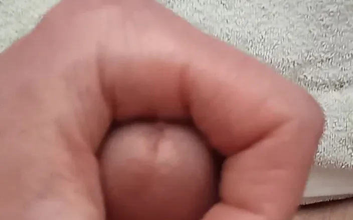 Grim Cocksman: Quick Jackoff with Cum