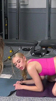 Deras heta styvdotter fittor kan få deras styvfader att svettas mer än gymmet