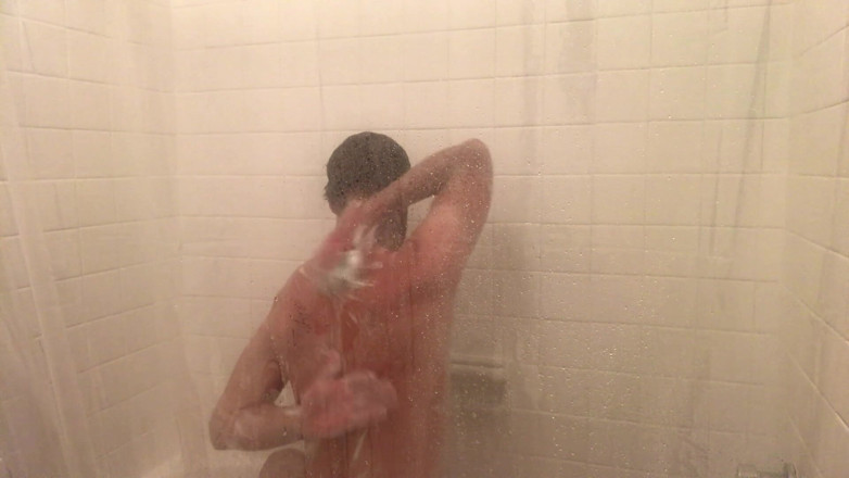 Cam Crest: Steamy Shower Show