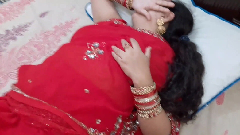 QueenbeautyQB: Indian Stepmother and Stepson's Sex Addiction