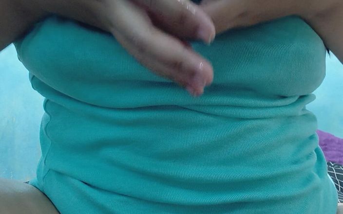 Vaginabig88: Бедная тетушка хочет обмениваться спермой