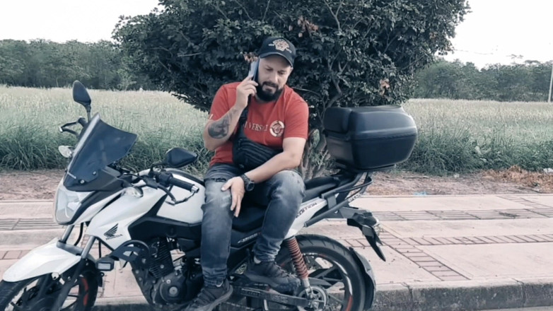 Jennifer Adams: Was könnte passieren, wenn eine stiefmutter im Hotel ein Bett...