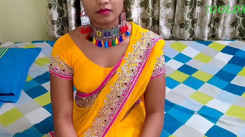 Sexy Komal: Petticoat camicetta sari gialla