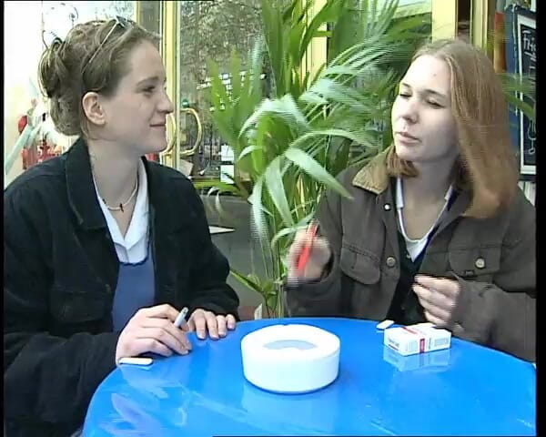 YOUR FIRST PORN: Dwóch przyjaciół po prostu chce grać