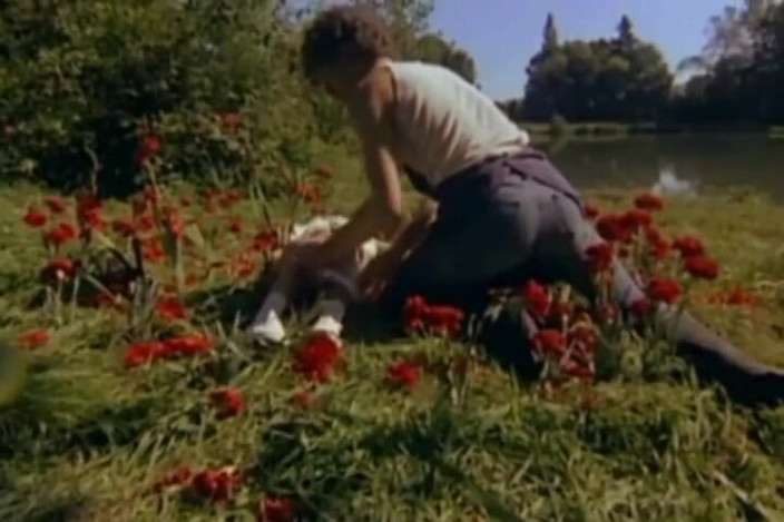 Java Consulting: Alice reçoit une fessée par son beau-père