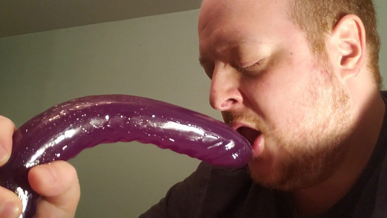 Charlieboy69: Hluboké hrdlo dildo