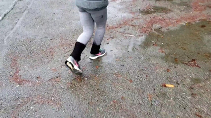 Nerdy_faery: Promočené mokré ponožky a chcaní