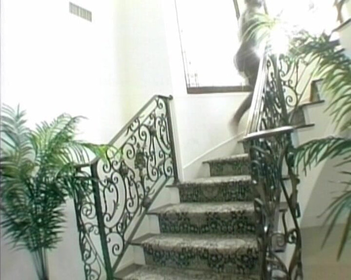 Filles Francaises: Esbelta puta francesa follada duro por bbc en casa de...