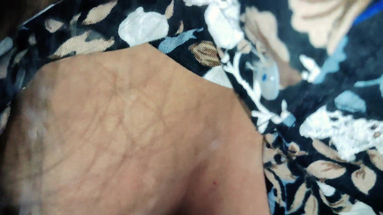 Mhjkrj054: Desi indické vesnické sex video poprvé