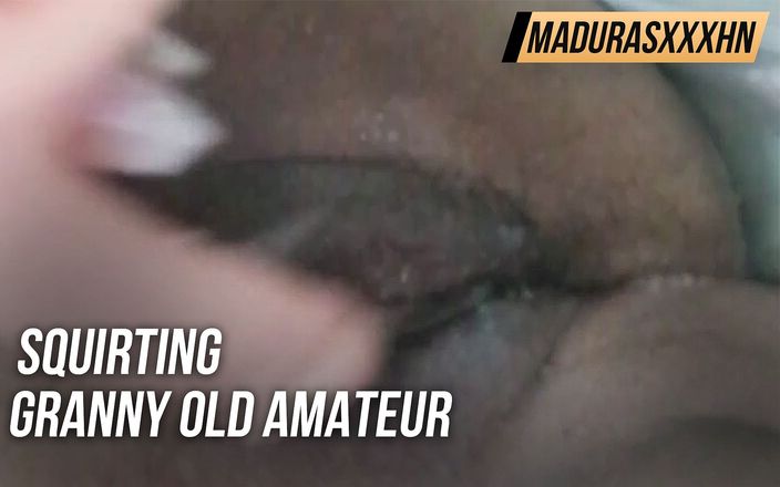 Milfta boohot: Squirting granny old amateur